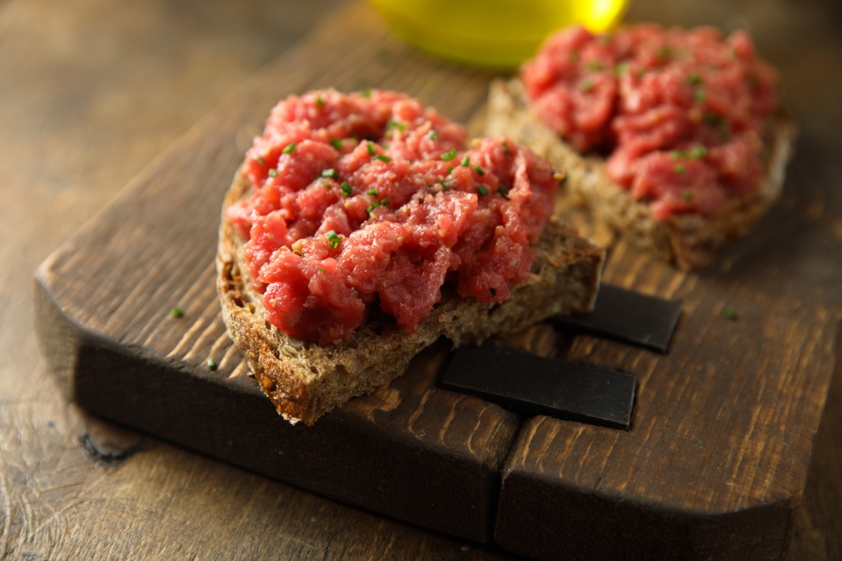 Tatarák (Steak Tartare) layered on bread slices | Girl Meets Food